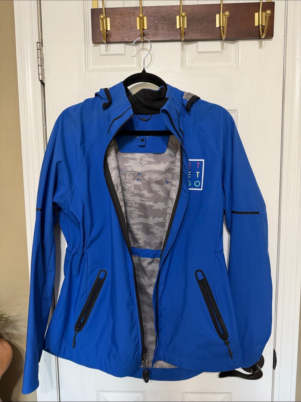 ELEVATE Zipper Pocket Jacket Royal Blue Size Medium